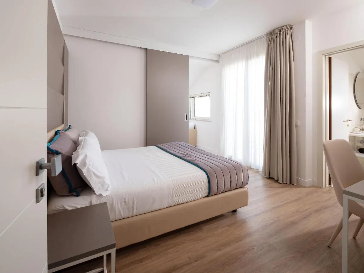 Hotel Trevi - Cattolica Family Resort